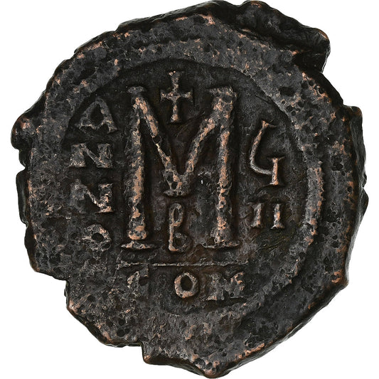 Maurice Tiberius,
Follis,
588-589